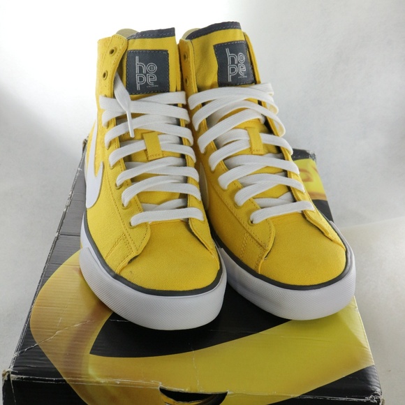 SOLD NIKE x Livestrong Sweet Classic High Sneakers - Picture 6 of 8